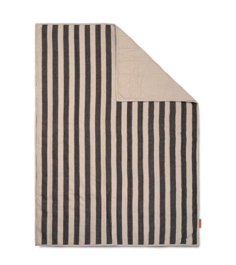 Ferm Living Kuscheldecken | Ferm Living Grose Gesteppte Decke In Sand/Schwarz Gestreift B: 120 X H: 170 X T: 2 Cm